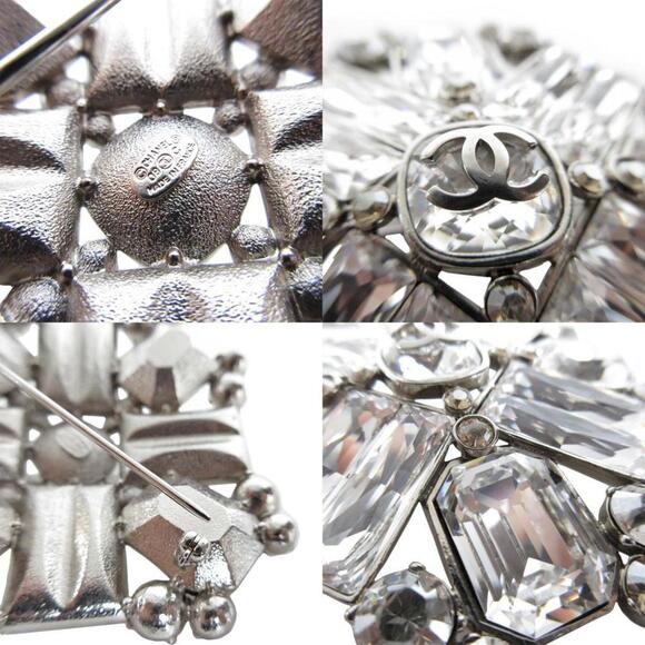 CHANEL Orange Logo Brooch - Picture 5 of 5